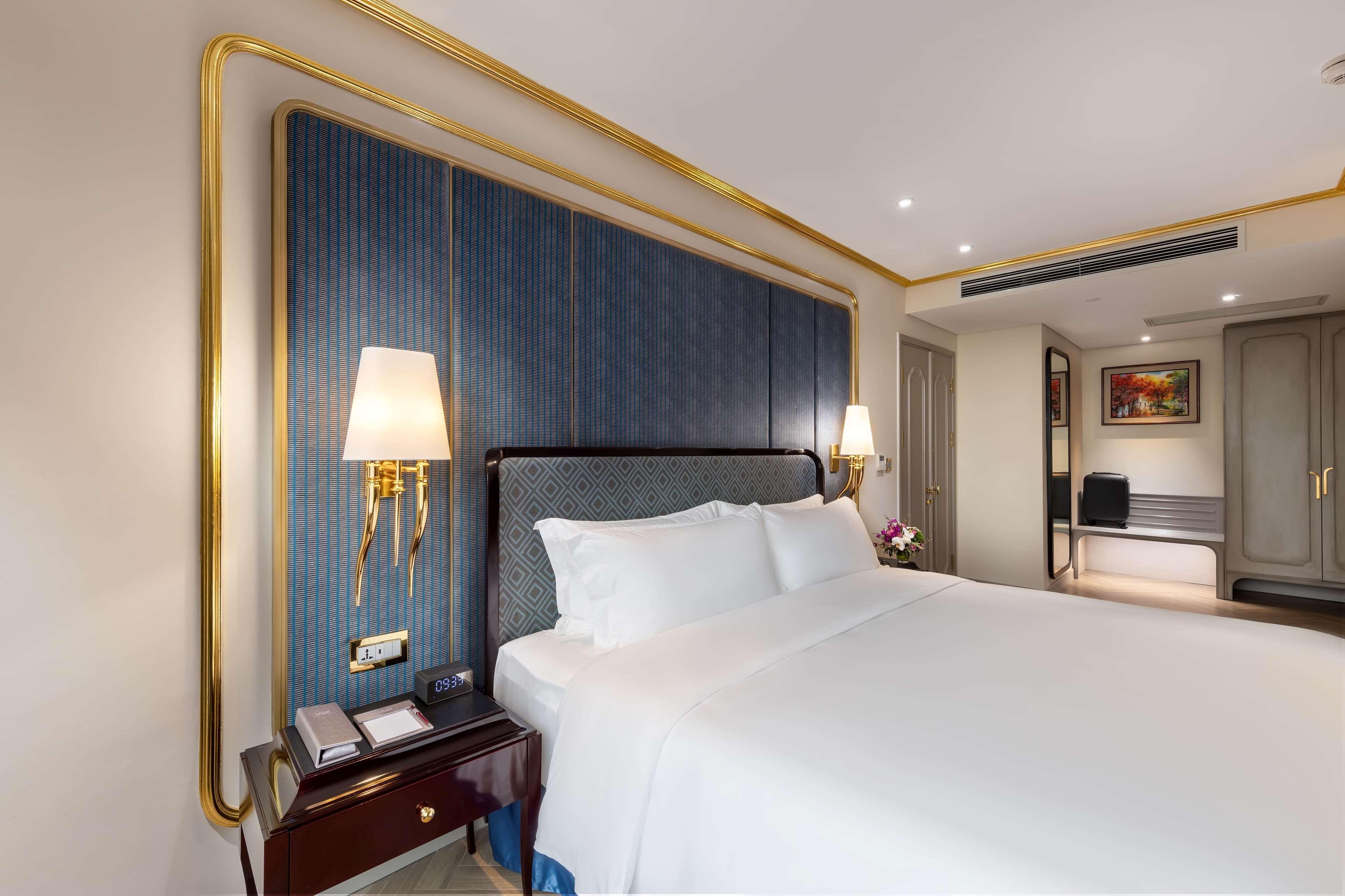 Dolce By Wyndham Hanoi Golden Lake Exterior photo