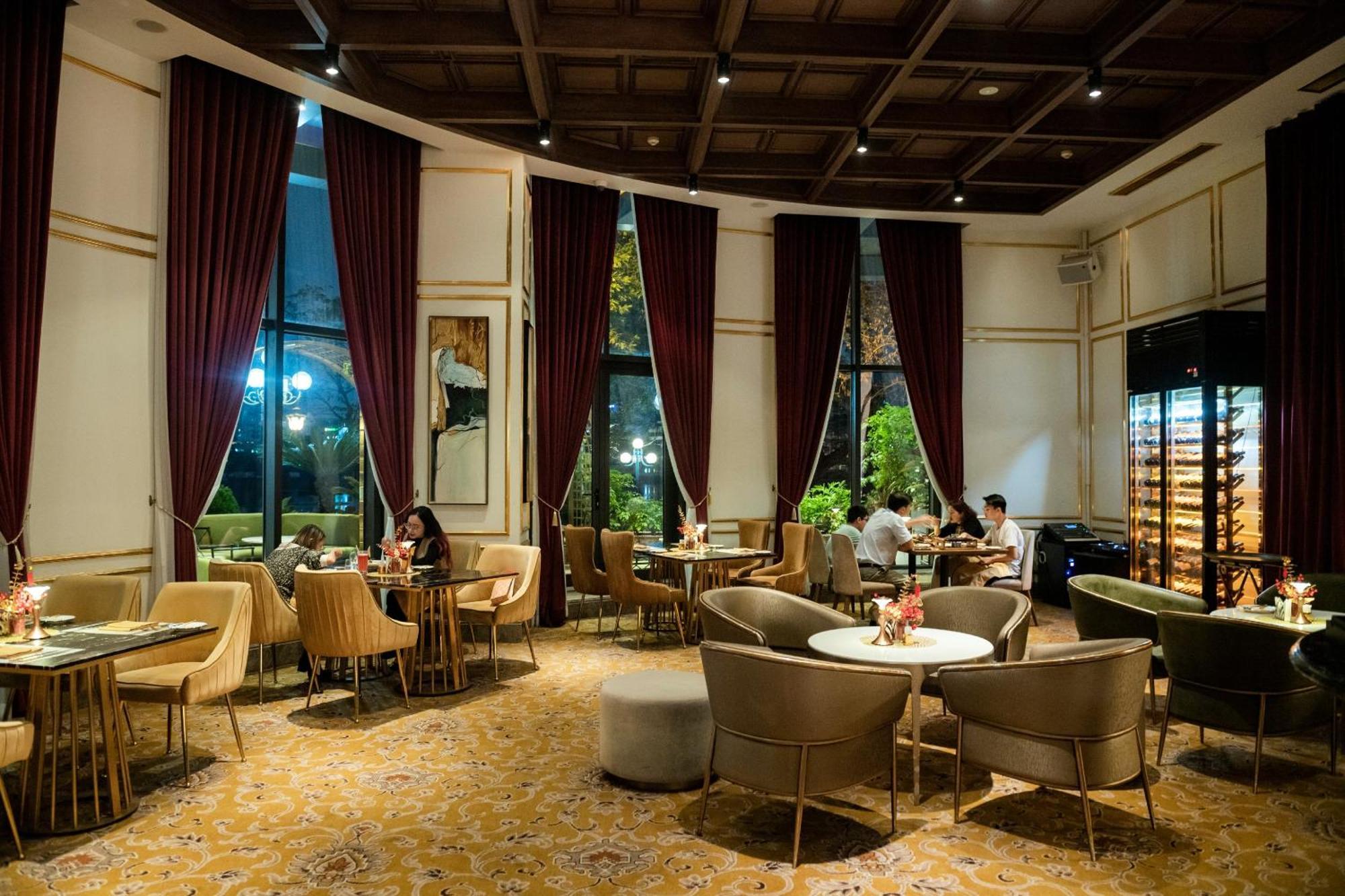 Dolce By Wyndham Hanoi Golden Lake Exterior photo