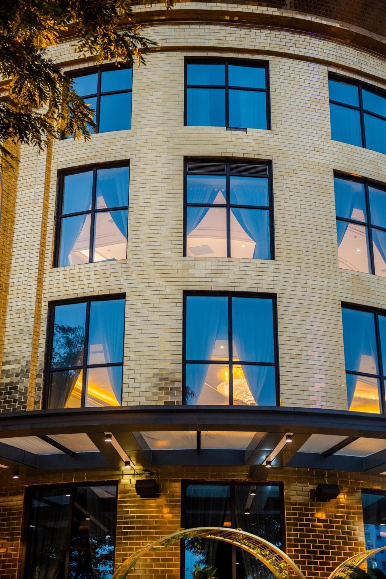 Dolce By Wyndham Hanoi Golden Lake Exterior photo