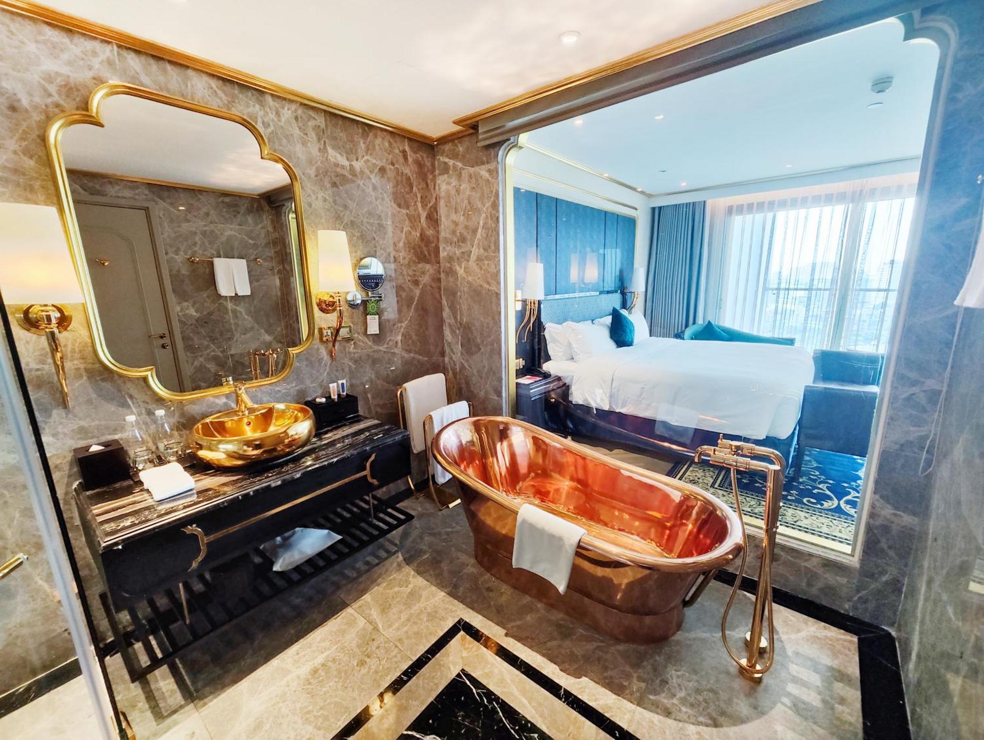 Dolce By Wyndham Hanoi Golden Lake Exterior photo